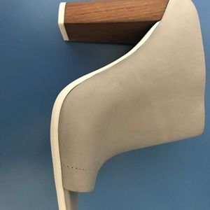 VINCE brand new w box Allison wooden heel grey